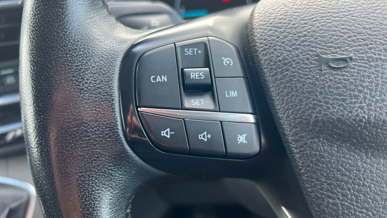 Ford Transit Custom 320 L1 Diesel Fwd 2.0 EcoBlue 170ps High Roof Limited Van